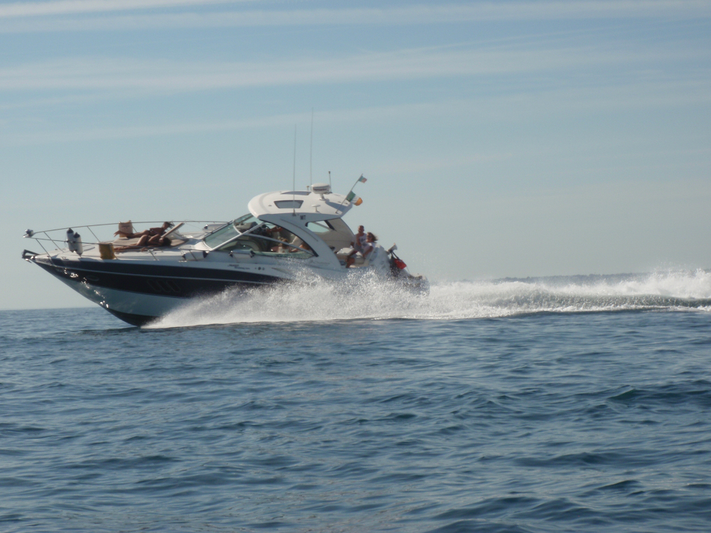 Speed Boat Cruise - Vilamoura - Vilamoura Yacht Charter